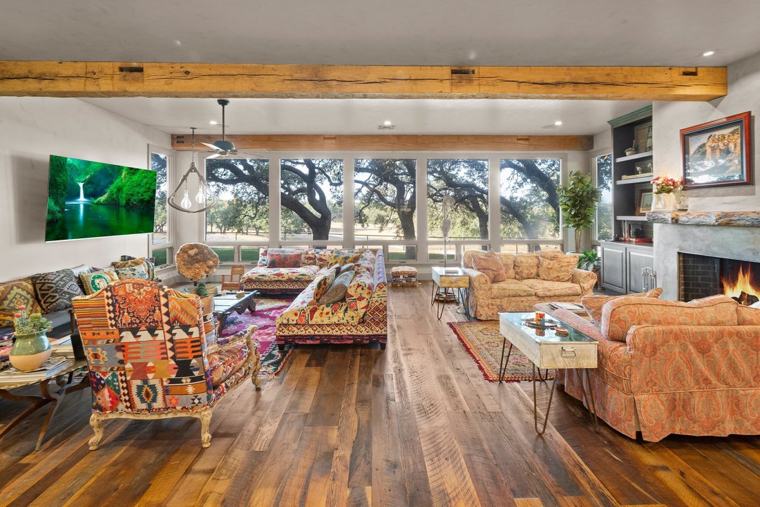 Hill Country Living At Its Finest El In Kendalia, Texas, United States