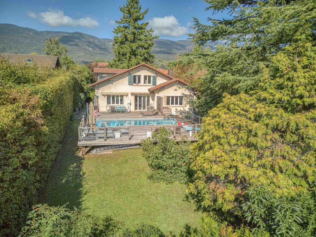 House With Swimming Pool In Divonne Les Bains, Auvergne Rhône Alpes, France For Sale (13308430)