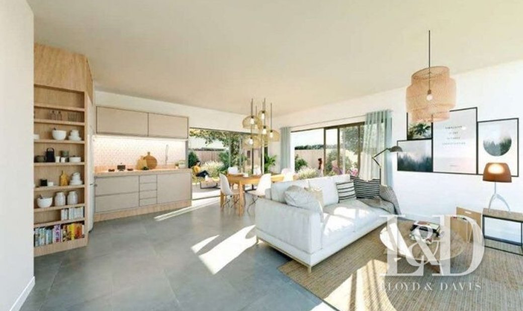 Pessac House In Pessac, Nouvelle Aquitaine, France For Sale (13252957)