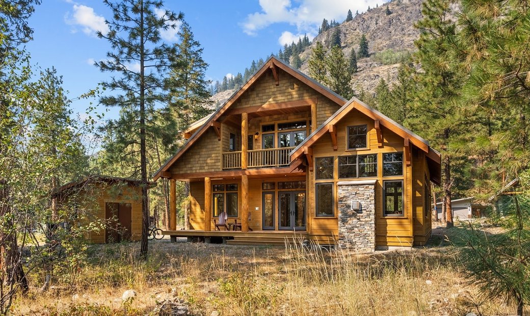 Luxury Retreat At The Base Of Flagg In Mazama, Washington, United