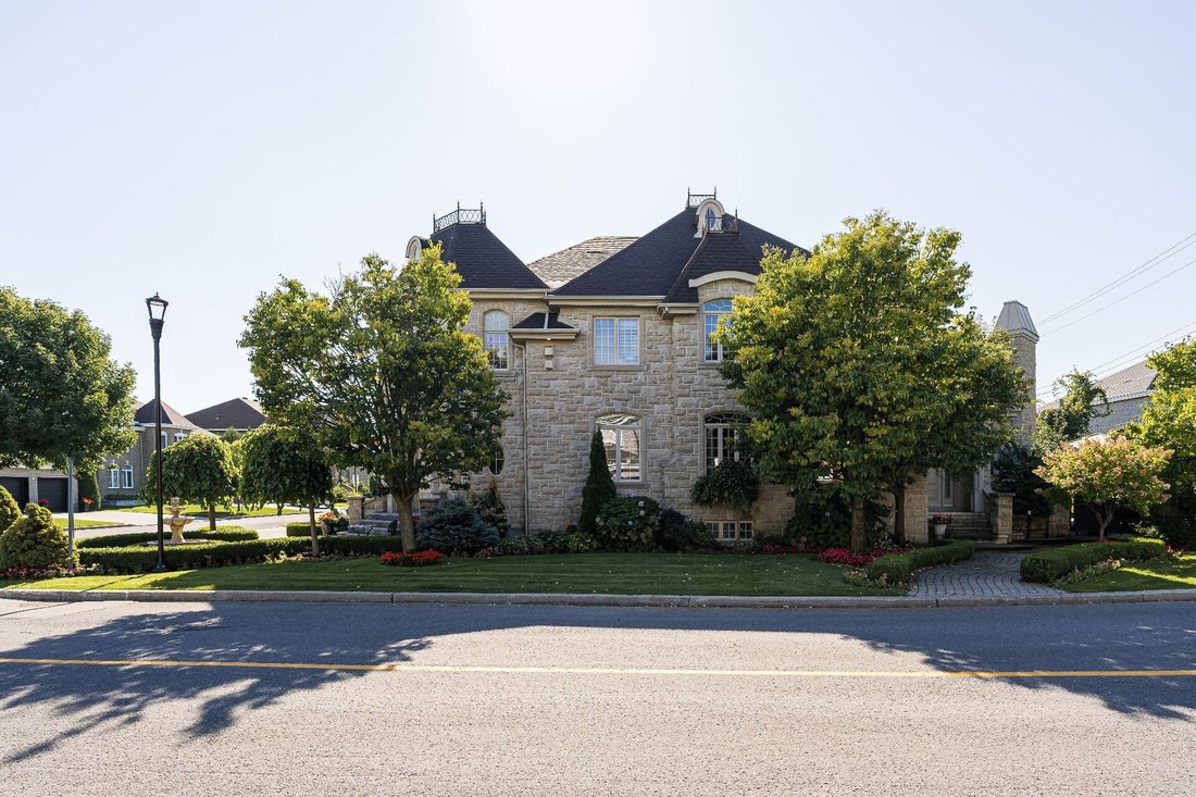 Prestigious Home In The Heart Of Kirkland In Kirkland, Quebec, Canada