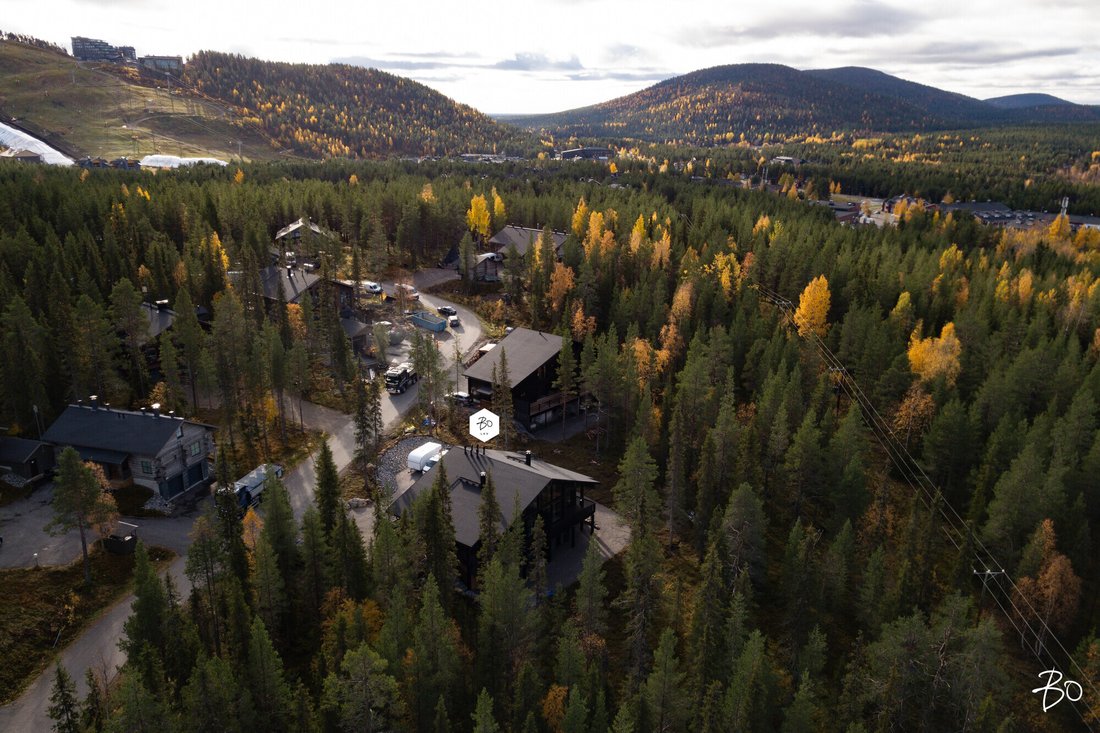 Modern Elegance Meets Nature's Embrace In This In Kittilä, Lapland