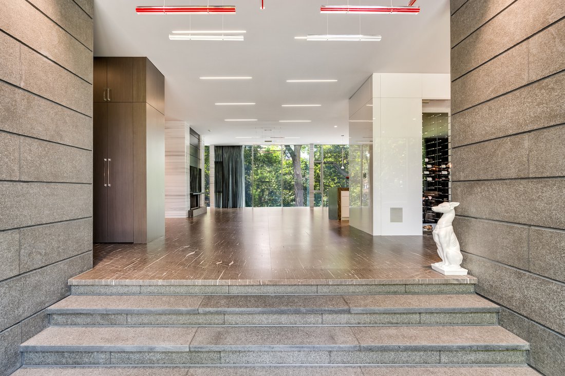 House in Toronto, Ontario, Canada 3 - 12648272