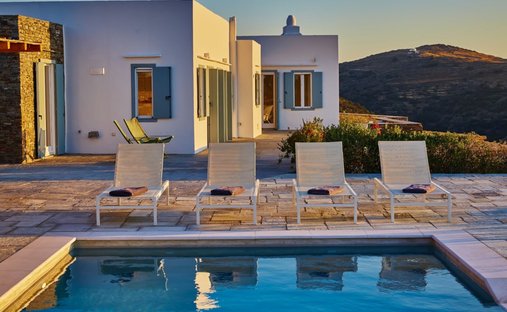 Villa in Community of Apollonia, Aegean, Greece 1