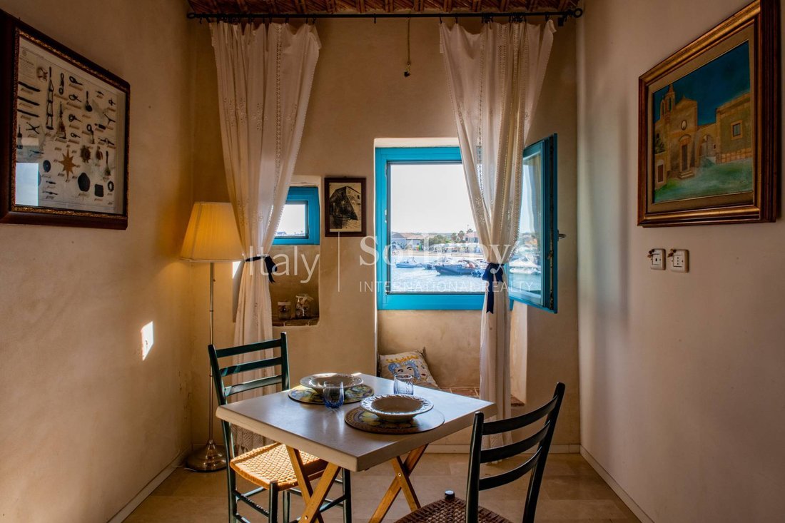 Elegant Apartment In The Heart Of The Village Of In Marzamemi, Sicily