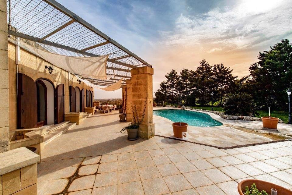 Siggiewi Farmhouse In Siggiewi, Malta For Sale (13201801)