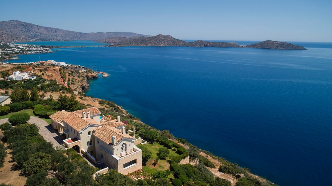 Luxury Villa Plus Separate Cottage Elounda Crete In Elounda, Greece For