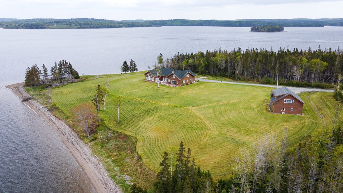 Luxurious And Serene Executive Home With In Cape Nova Scotia