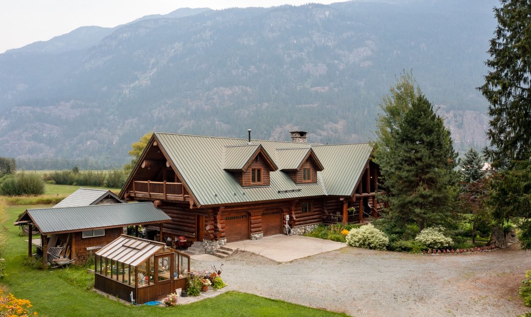 Custom Log Chalet With Acreage In In Pemberton, British Columbia