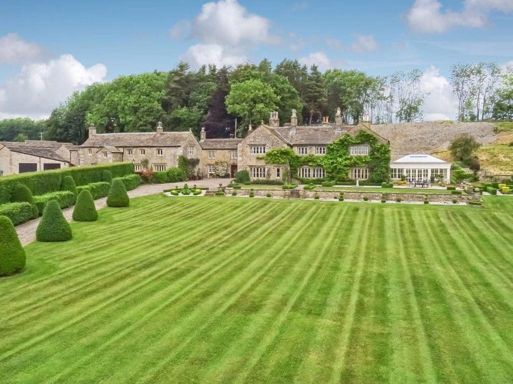 9 Bedroom House For Sale In Skipton In Skipton, England, United Kingdom