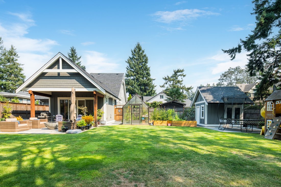 Beautiful Custom Home In Sidney, British Columbia, Canada For Sale