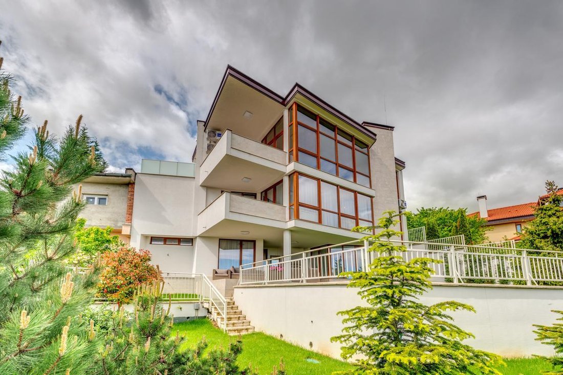 A Cozy Family House In Boyana In Sofia, Sofia City Province, Bulgaria For Sale (12383960)