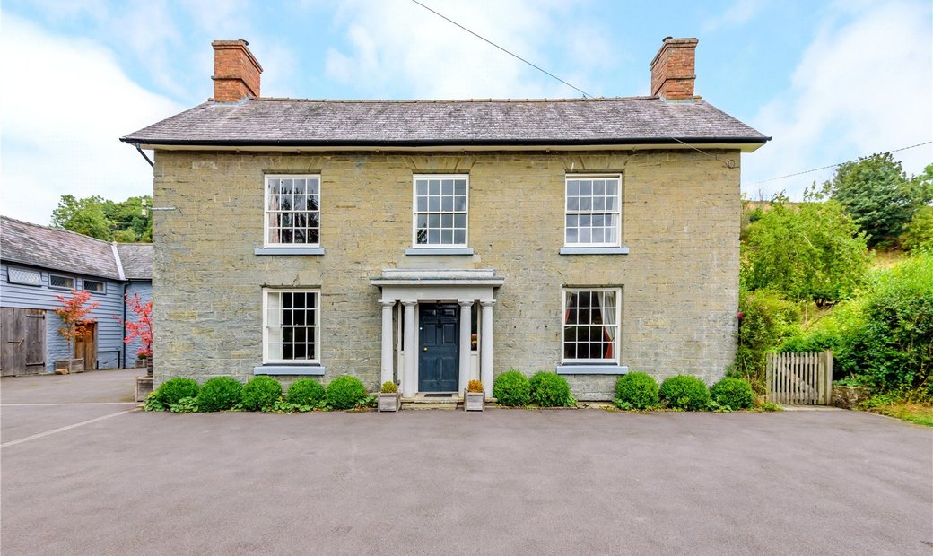 5 Bedroom Detached House For Sale In In Craven Arms, England, United