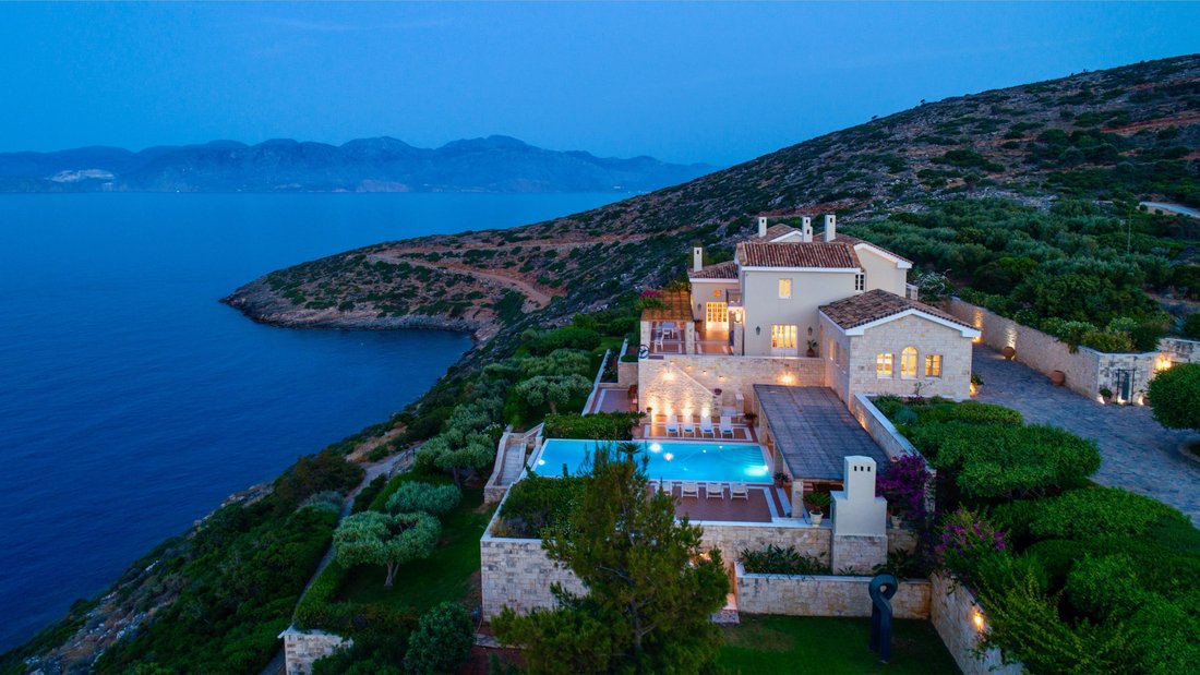 Luxury Villa Plus Separate Cottage Elounda Crete In Elounda, Greece For