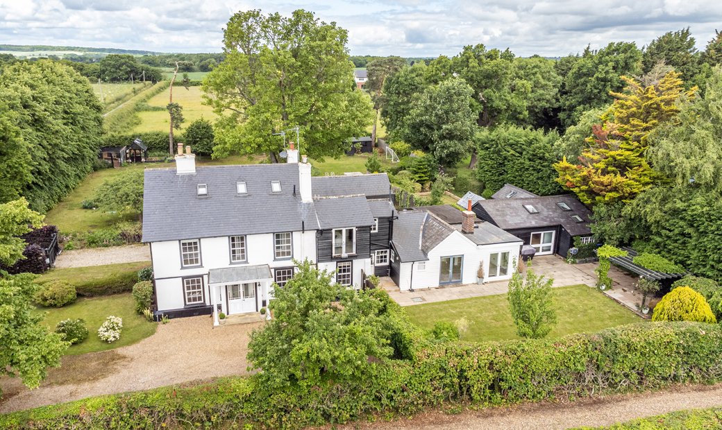 4 Bedroom Semi Detached House For Sale In Ware In Ware, England, United