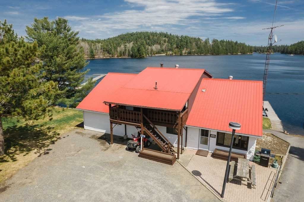 House in Temagami, Ontario, Canada 3 - 12400101