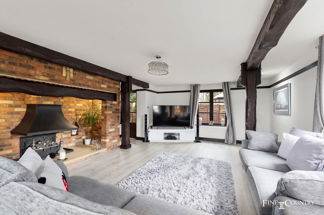 5 Bedroom Detached House For Sale In In Peterborough, England, United Kingdom For Sale (13318794)