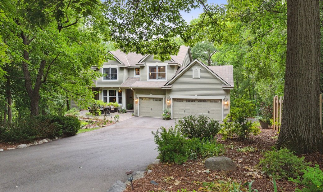 Exceptional Home That Feels Brand New In Chanhassen, Minnesota, United