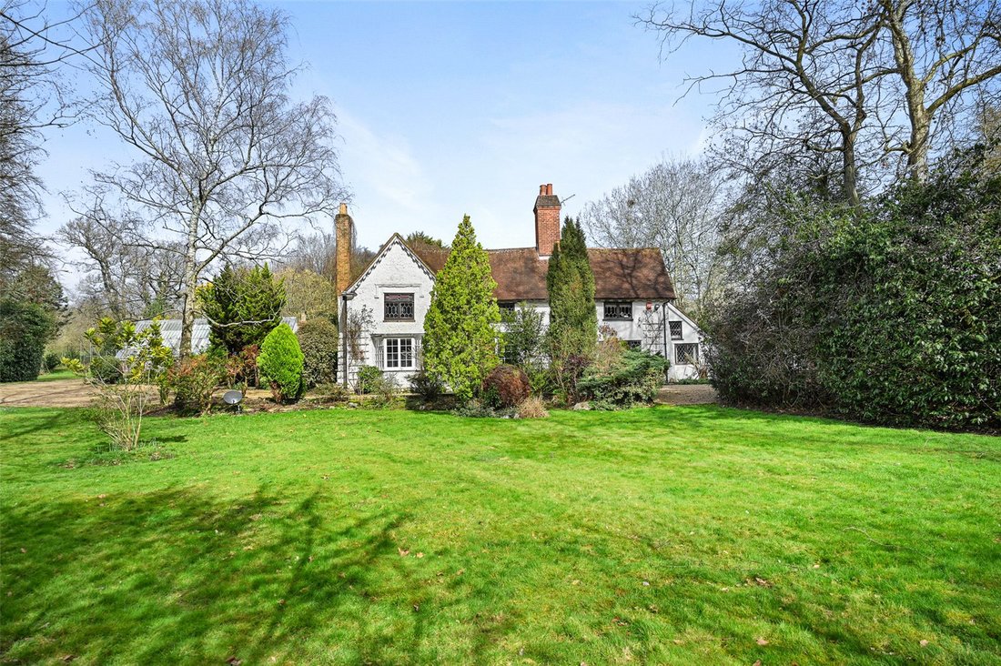 7 Bedroom Detached House For Sale In Pinner In Pinner, England, United Kingdom For Sale (13319034)