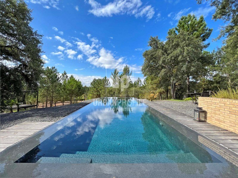 House Of Contemporary Lines For Sale In Mata Do In Alcochete, Setubal