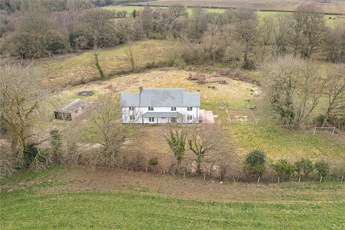 5 Bedroom Detached House For Sale In Iver In Iver, England, United