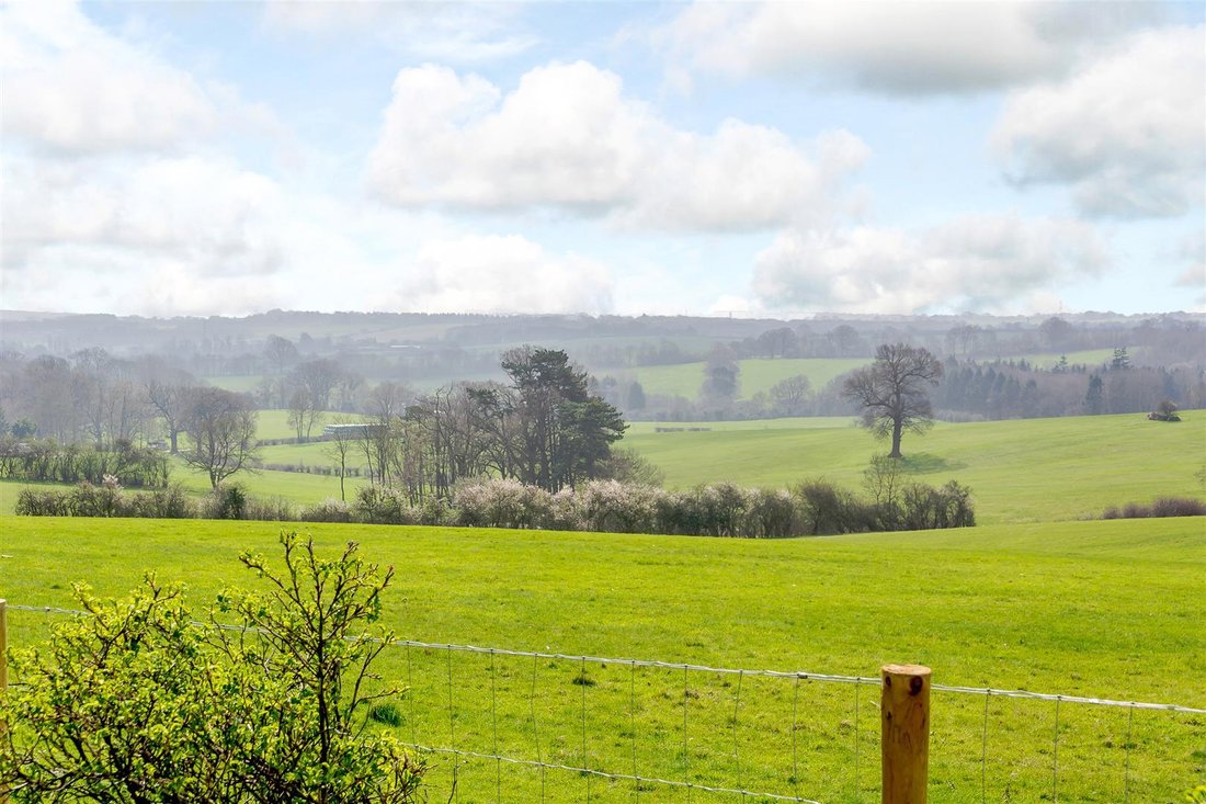 5 Bedroom Plot For Sale In Hertfordshire In Cuffley, England, United