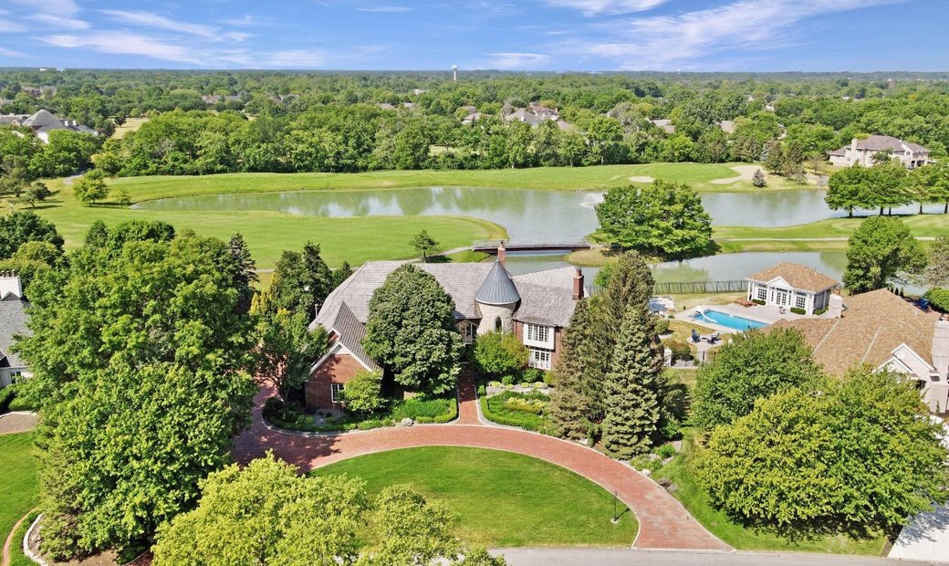 Substantial Estate In Briar Ridge In Dyer, Indiana, United States For