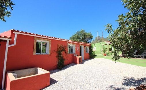 Villa in Alte, Algarve, Portugal 1