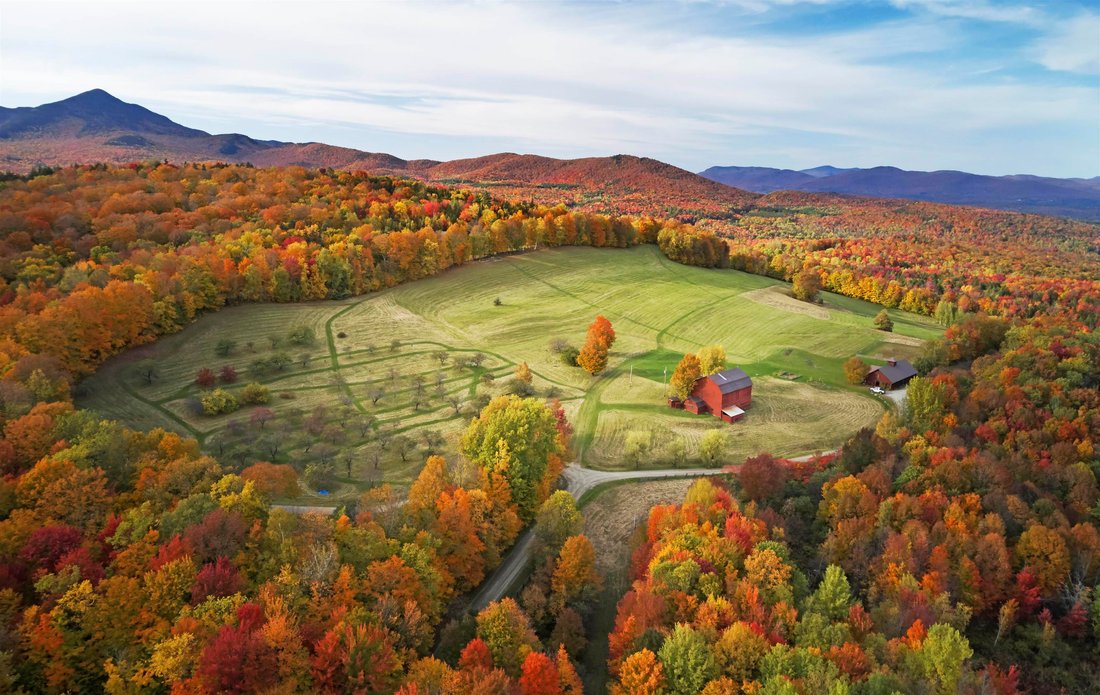 Red Road Farm In Elmore, Vermont, United States For Sale (13243933)