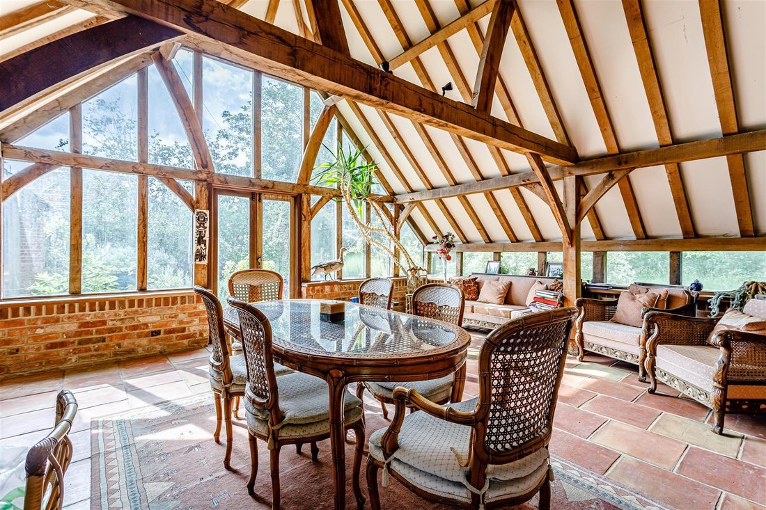 8 Bedroom Country House For Sale In Brill In Brill, England, United Kingdom For Sale (13318530)