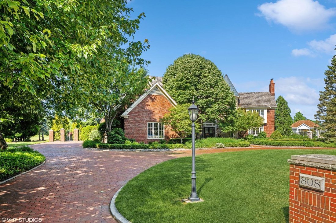 Substantial Estate In Briar Ridge In Dyer, Indiana, United States For