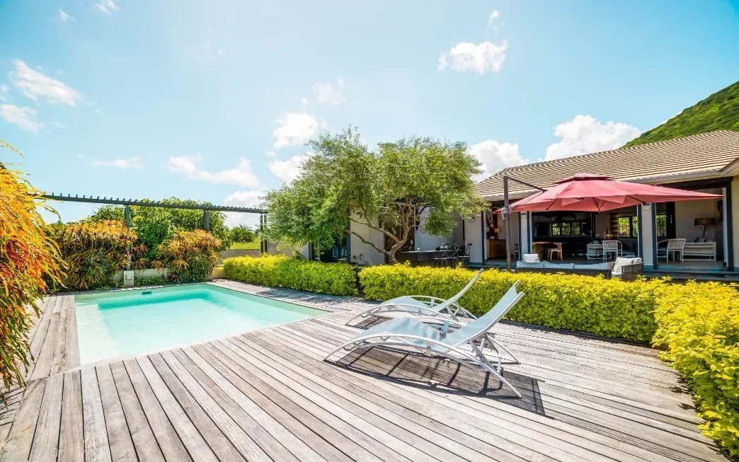 Tamarin 4 Bedroom En Suite Villa With Land And Pool For In Tamarin