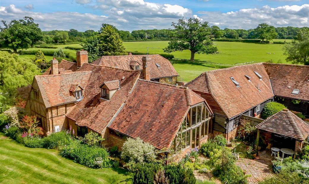 8 Bedroom Country House For Sale In Brill In Brill, England, United Kingdom For Sale (13318530)