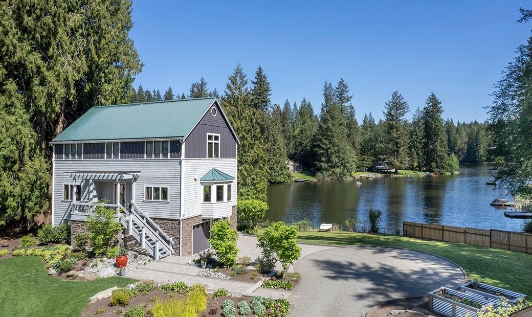 Beautiful Lake Marcel Retreat In Carnation, Washington, United States