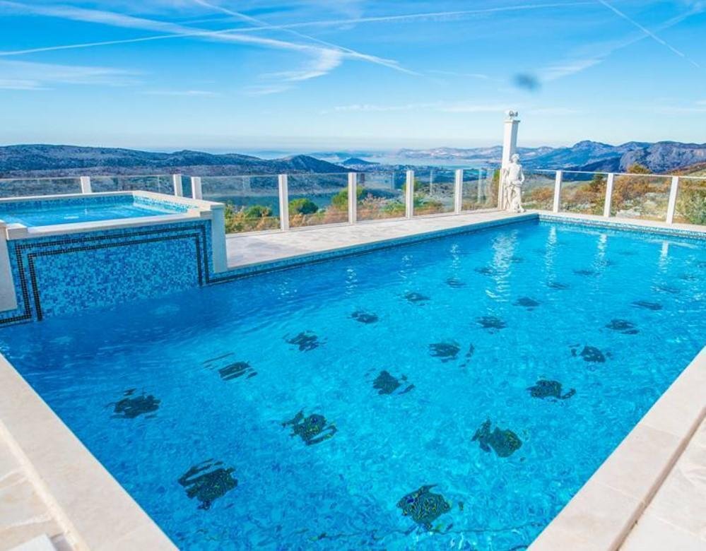 Villa en Sitno Donje, Condado de Šibenik-Knin, Croacia 4 - 13323125