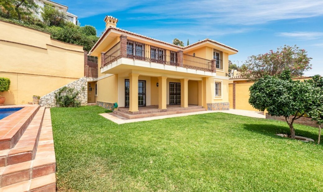 Amazing Sea Views From This Stunning In La Capellania, Andalusia, Spain