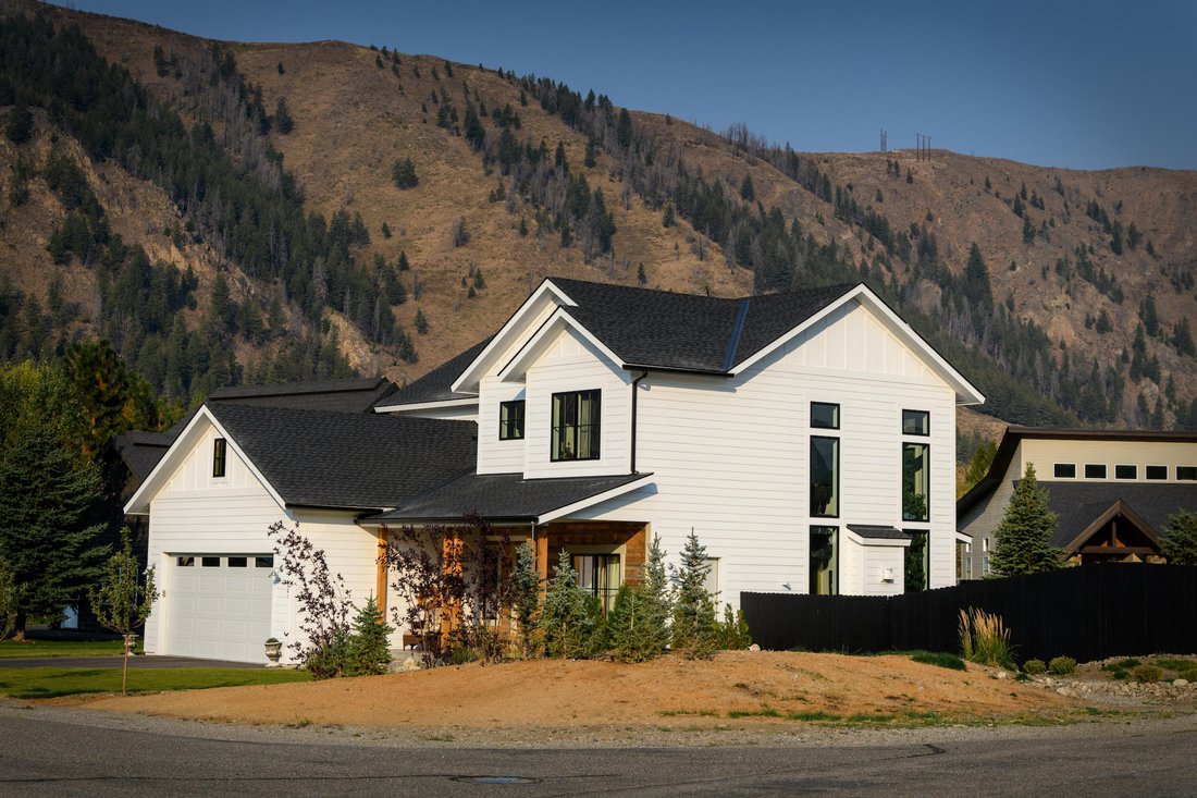 Modern Farmhouse Meets Mountain Luxury In Ketchum, Idaho, United States