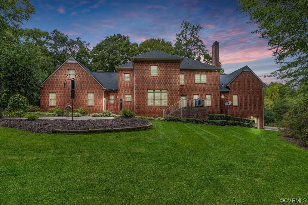 Beautiful Brick Home On 22 Acres In Beaverdam, Virginia, United States For Sale (13324120)