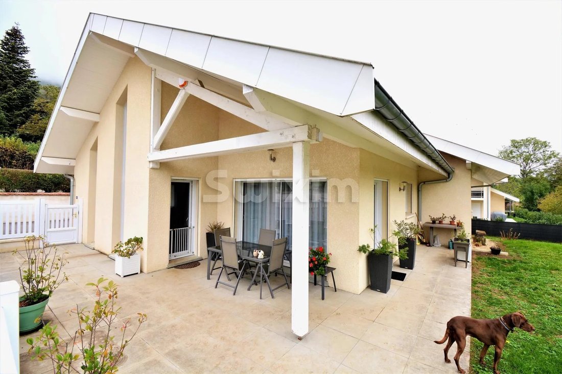 Gex House In Gex, Auvergne Rhône Alpes, France For Sale (13323456)