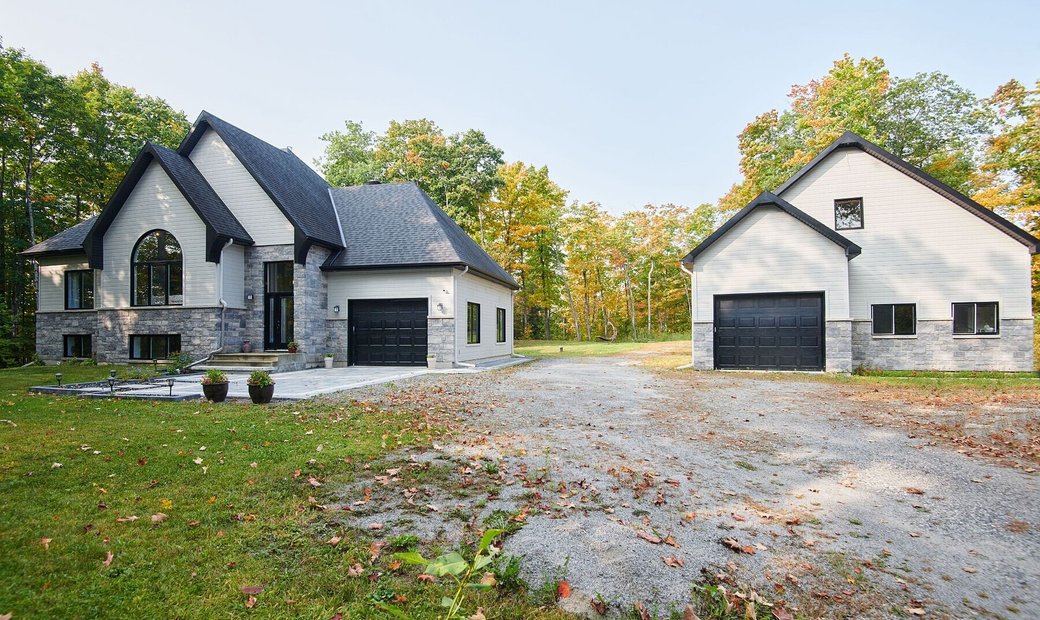 Lochaber Partie Ouest, Outaouais In Thurso, Quebec, Canada For Sale