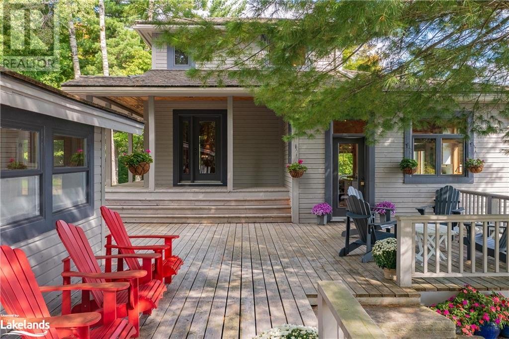 Unparalleled Lakeside L Ifestyle In Dwight, Ontario, Canada For Sale