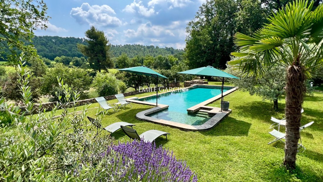 Villa in La Tour-d'Aigues, Provence-Alpes-Côte d'Azur, France 3 - 13329300