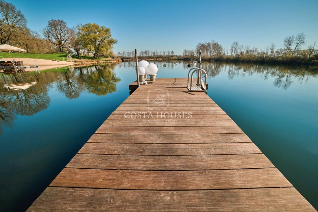 Sensational Lakeside Luxury Villa In In Wesel, North Rhine Westphalia