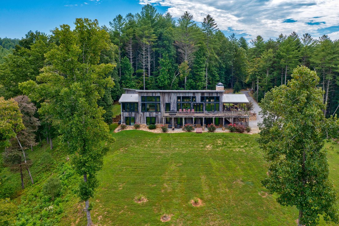 The Coves Mountain River Club In Lenoir, North Carolina, United States