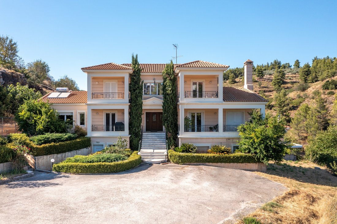 House in Oropos, Attica, Greece 1 - 13331492