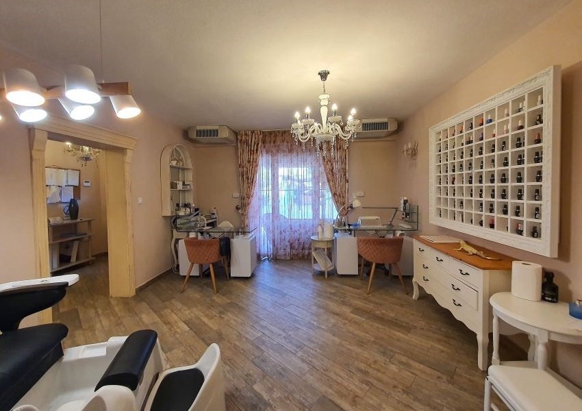 Casa en Tivat, Municipio de Tivat, Montenegro 3 - 13331375