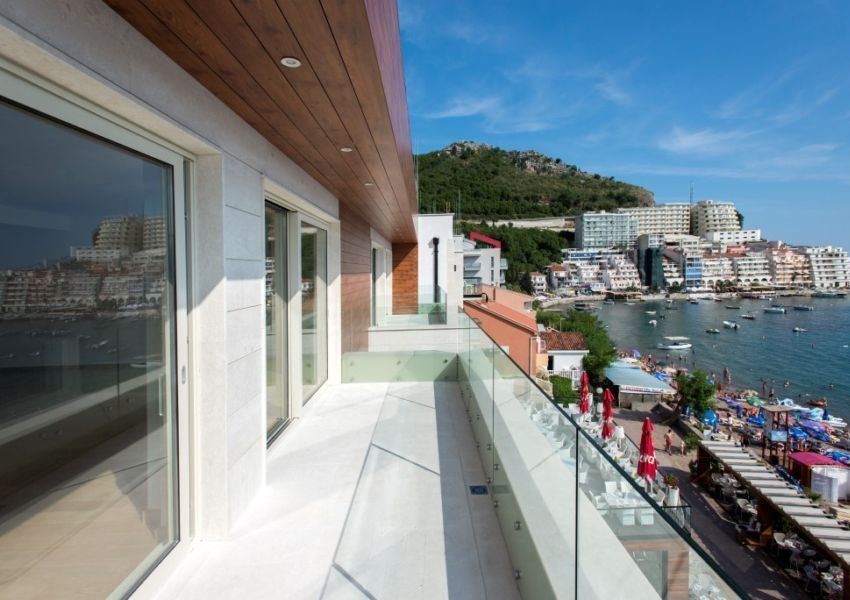 Apartment in Budva, Budva Municipality, Montenegro 4 - 13331453