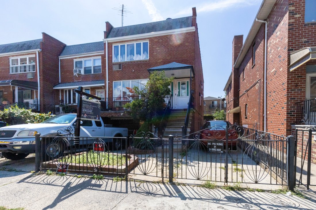 House in New York, New York, United States 2 - 13331651