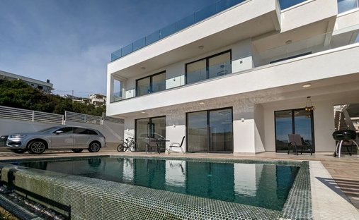 Casa in Bar Riviera, Montenegro 1