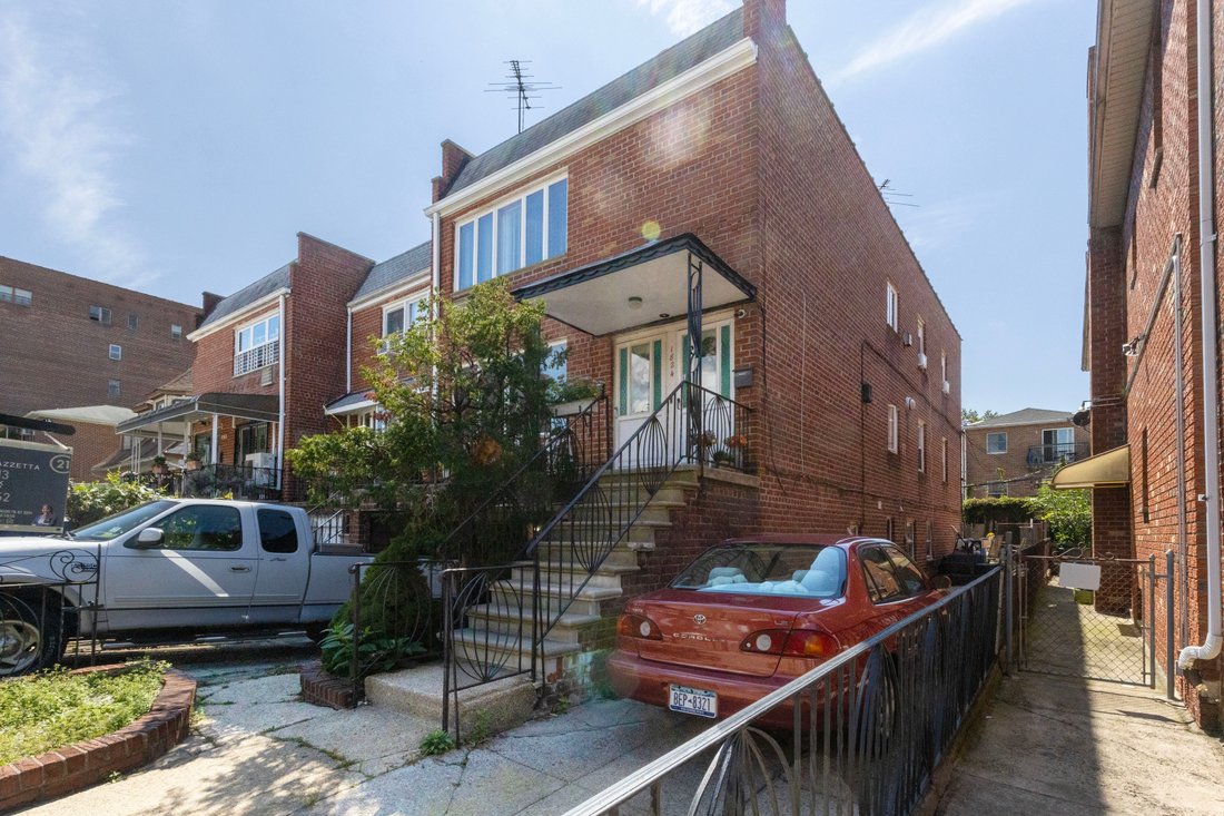 House in New York, New York, United States 4 - 13331651